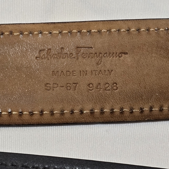 Salvatore Ferragamo Black Leather Belt Silver Hardware Iconic Classic, sz S main image 5